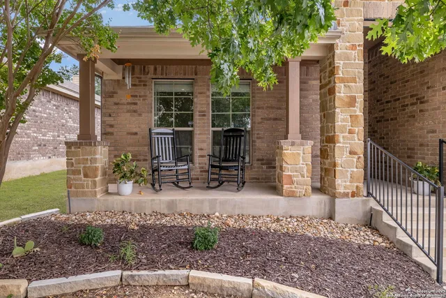$339,900 | 5610 Thunder Oaks, San Antonio, TX 78261