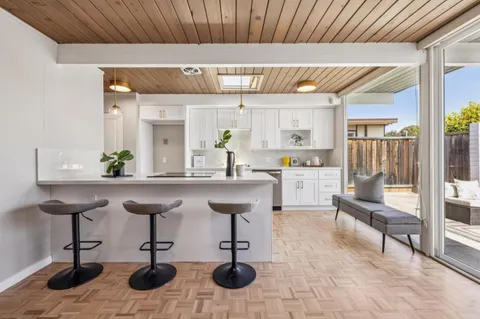 $1,835,000 | 809 Constitution Drive, Foster City, CA 94404