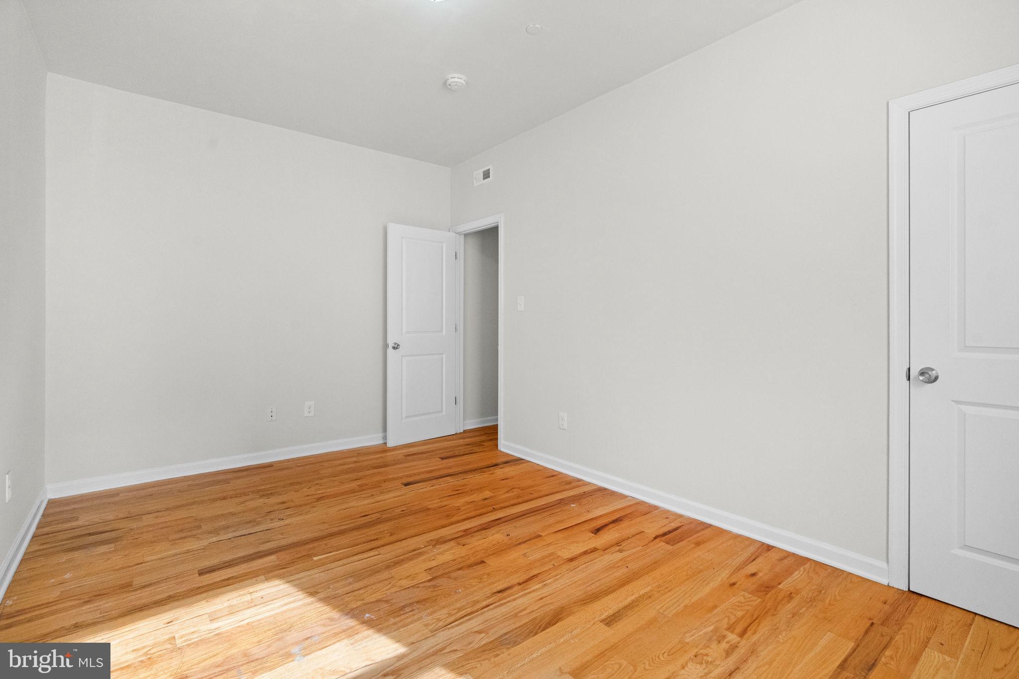 2106 North 17th Street Philadelphia, PA 19121 - Photo 4 of 84