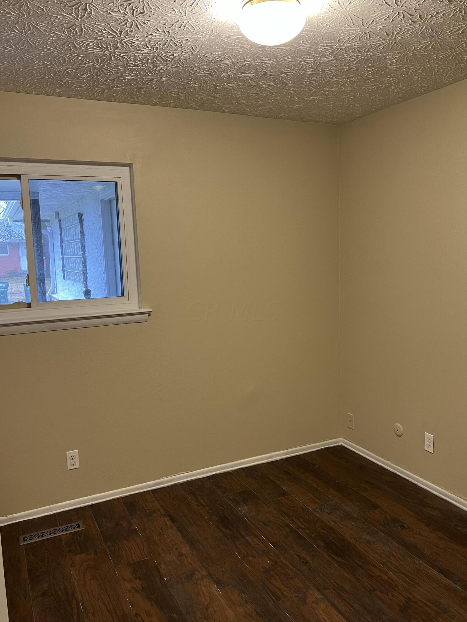 2559 Denmark Road Columbus, OH 43232 - Photo 15 of 17 IMG_8633