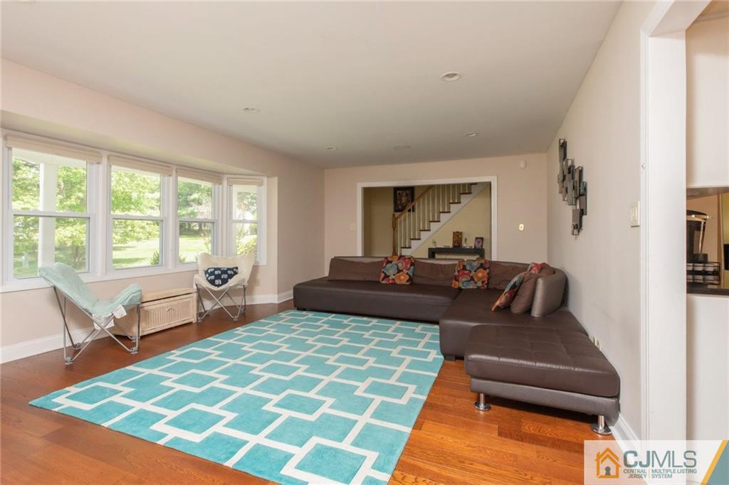 2 Romeo Court Old Bridge, NJ 08857 - Photo 3 of 22 Gallery Image 3