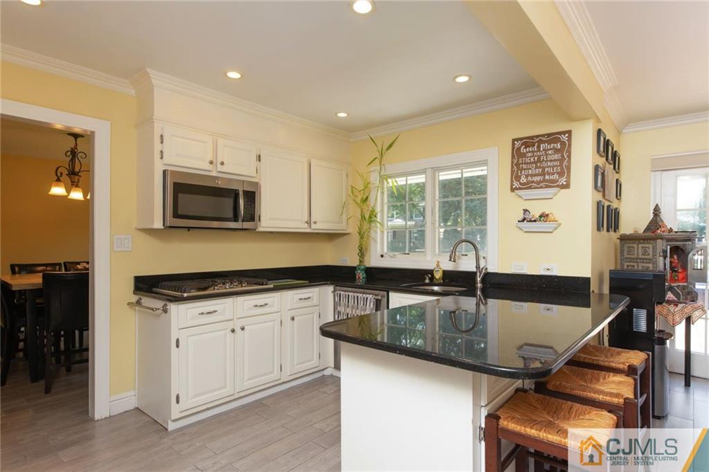 2 Romeo Court Old Bridge, NJ 08857 - Photo 6 of 22 Gallery Image 6