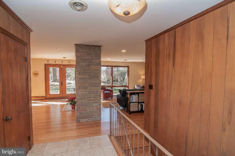 9101 Waycross Road Ellicott City, MD 21042 - Photo 2 of 30 Entry Foyer