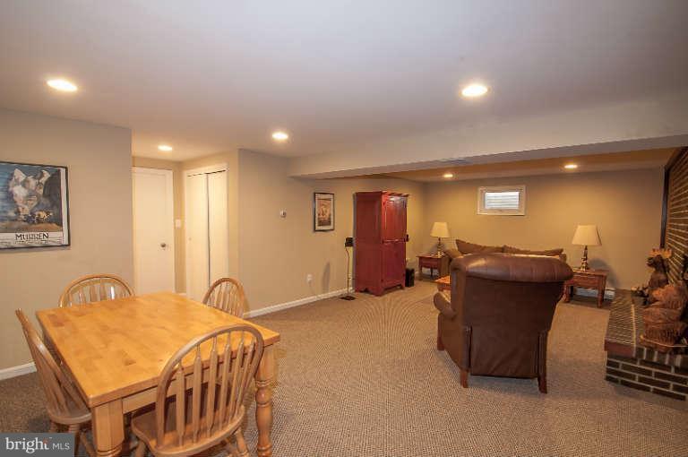 9101 Waycross Road Ellicott City, MD 21042 - Photo 24 of 30 Family Room