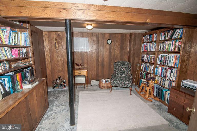 9101 Waycross Road Ellicott City, MD 21042 - Photo 25 of 30 Office Area