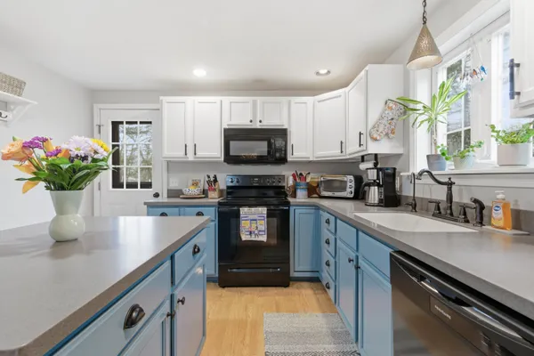 $515,000 | 7 Poplar Street, Old Orchard Beach, ME 04064