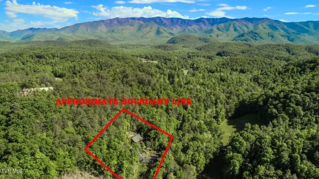 $849,000 | 718 Rocky Flats Road, Cosby, TN 37722