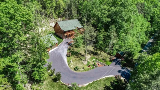 $849,000 | 718 Rocky Flats Road, Cosby, TN 37722