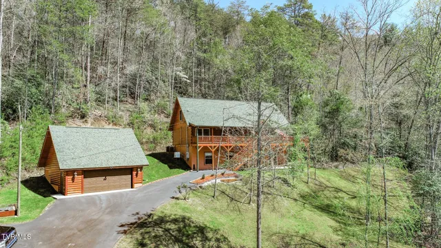 $849,000 | 718 Rocky Flats Road, Cosby, TN 37722