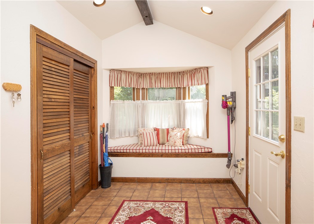 31 Pontiac Road Walpole, MA 02081 - Photo 24 of 50 Gallery Image 24