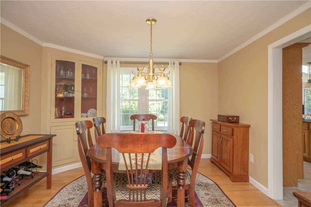 31 Pontiac Road Walpole, MA 02081 - Photo 33 of 50 Gallery Image 33