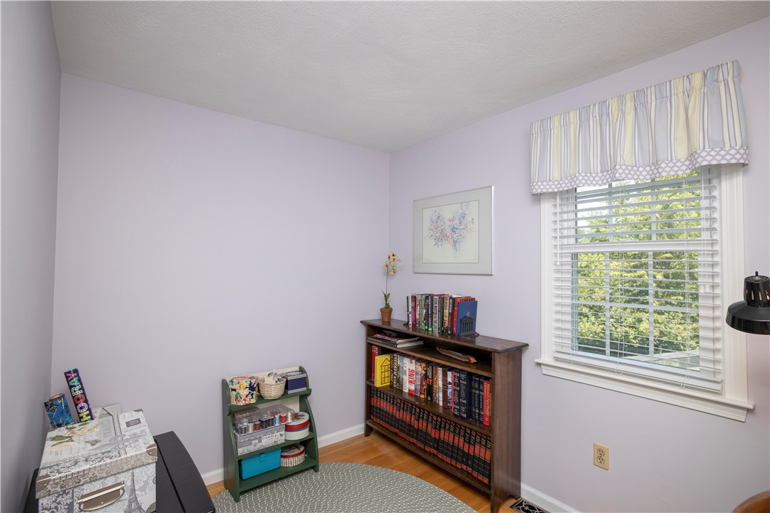 31 Pontiac Road Walpole, MA 02081 - Photo 42 of 50 Gallery Image 42