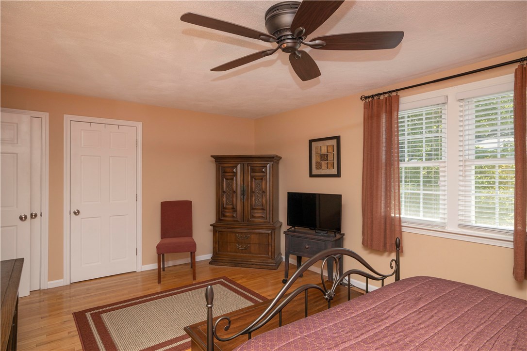 31 Pontiac Road Walpole, MA 02081 - Photo 45 of 50 Gallery Image 45
