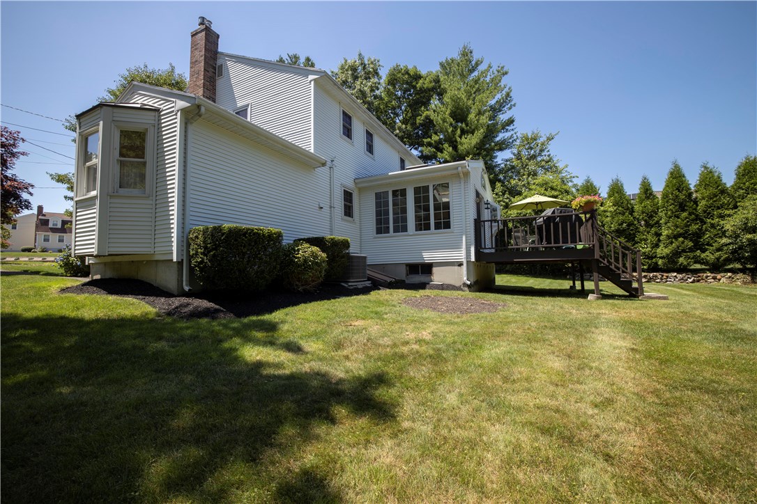 31 Pontiac Road Walpole, MA 02081 - Photo 10 of 50 Gallery Image 10