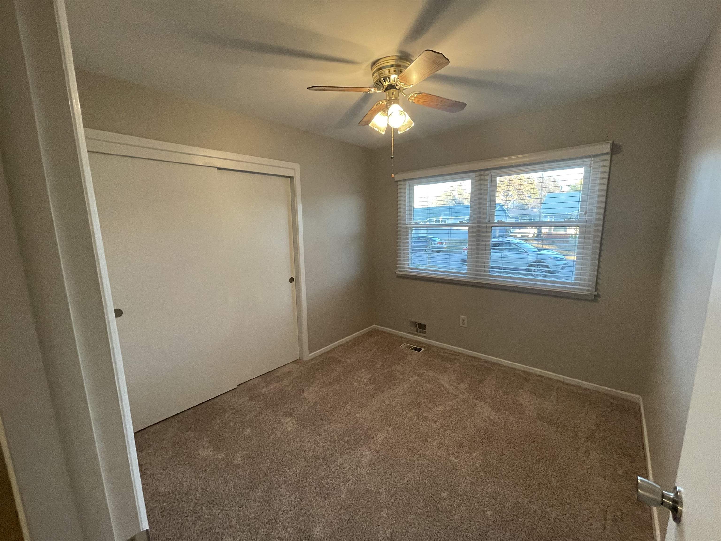 219 North McComas Street Wichita, KS 67203 - Photo 17 of 31