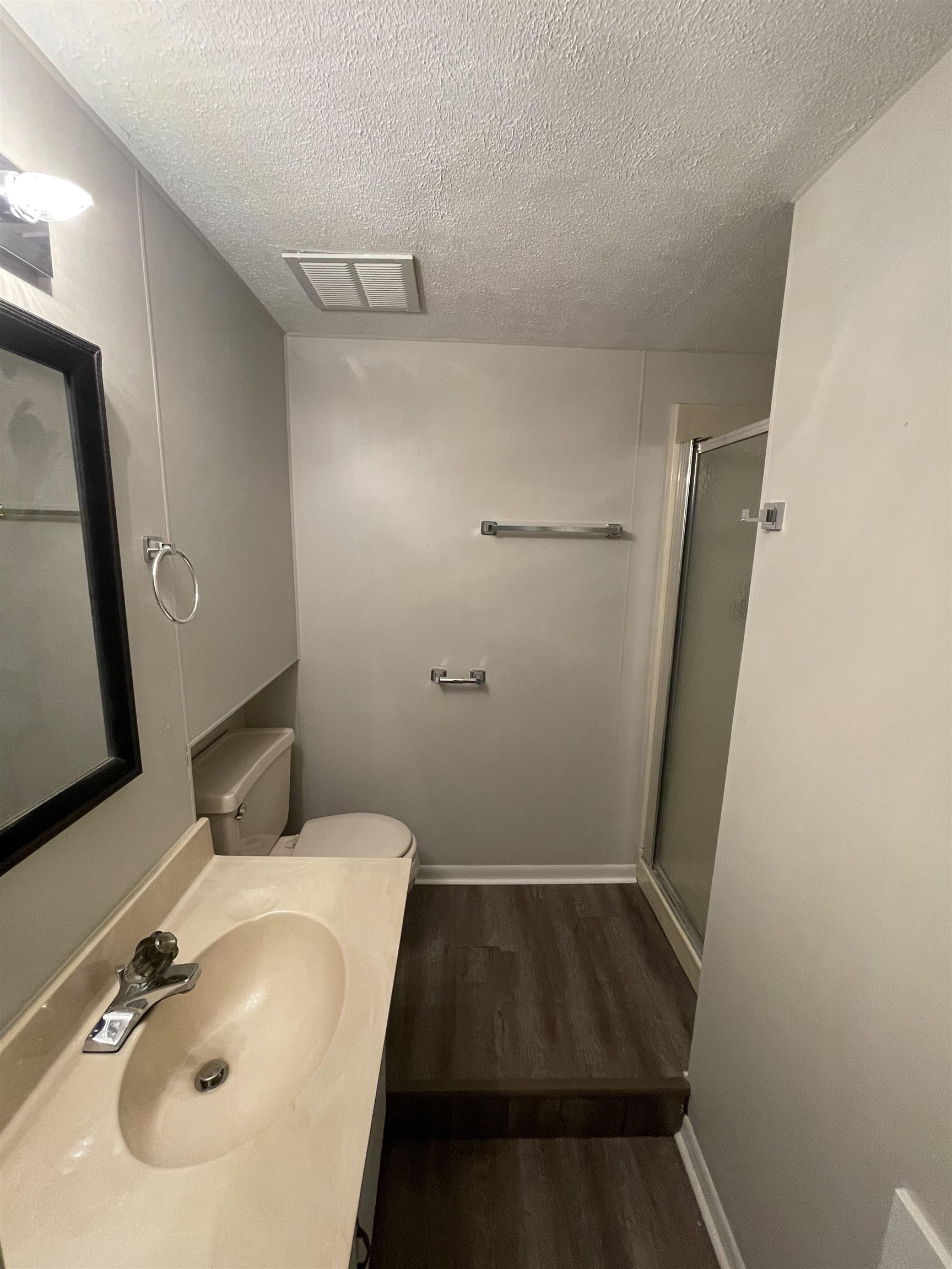 219 North McComas Street Wichita, KS 67203 - Photo 26 of 31