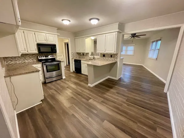 $229,900 | 219 North McComas Street, Wichita, KS 67203