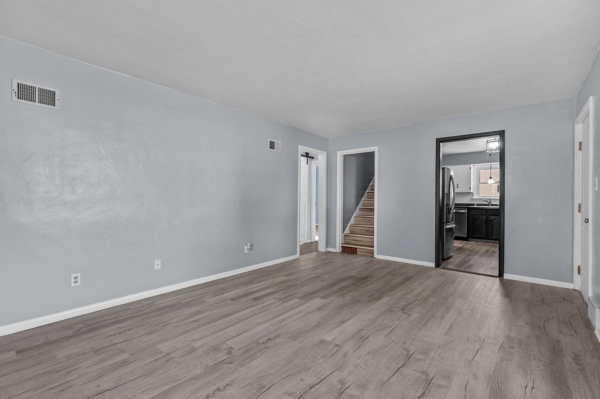 1516 Rugby Street Oshkosh, WI 54902 - Photo 9 of 40