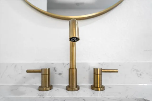 a close view of sink