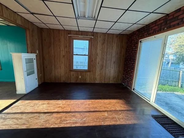 $74,900 | 317 North High Street, Union City, IN 47390