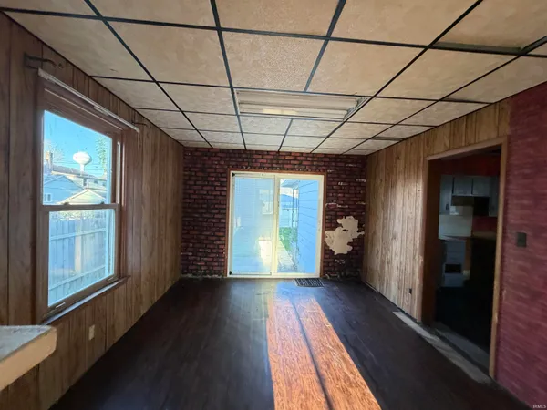 $74,900 | 317 North High Street, Union City, IN 47390