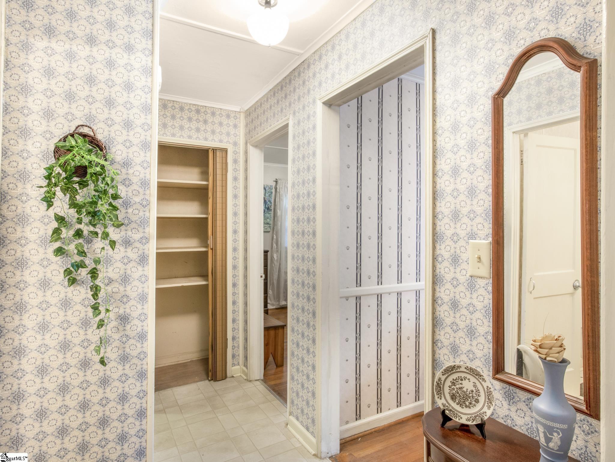 21 Walnut Street Greenville, SC 29607 - Photo 23 of 30