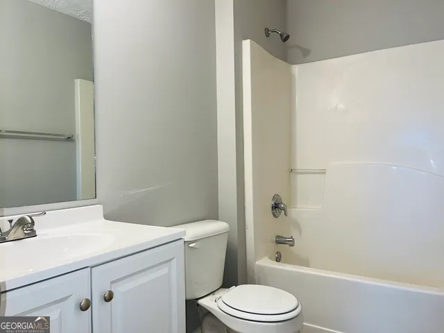 $1,350 | 105 Granite Street, Unit B, Hogansville, GA 30230