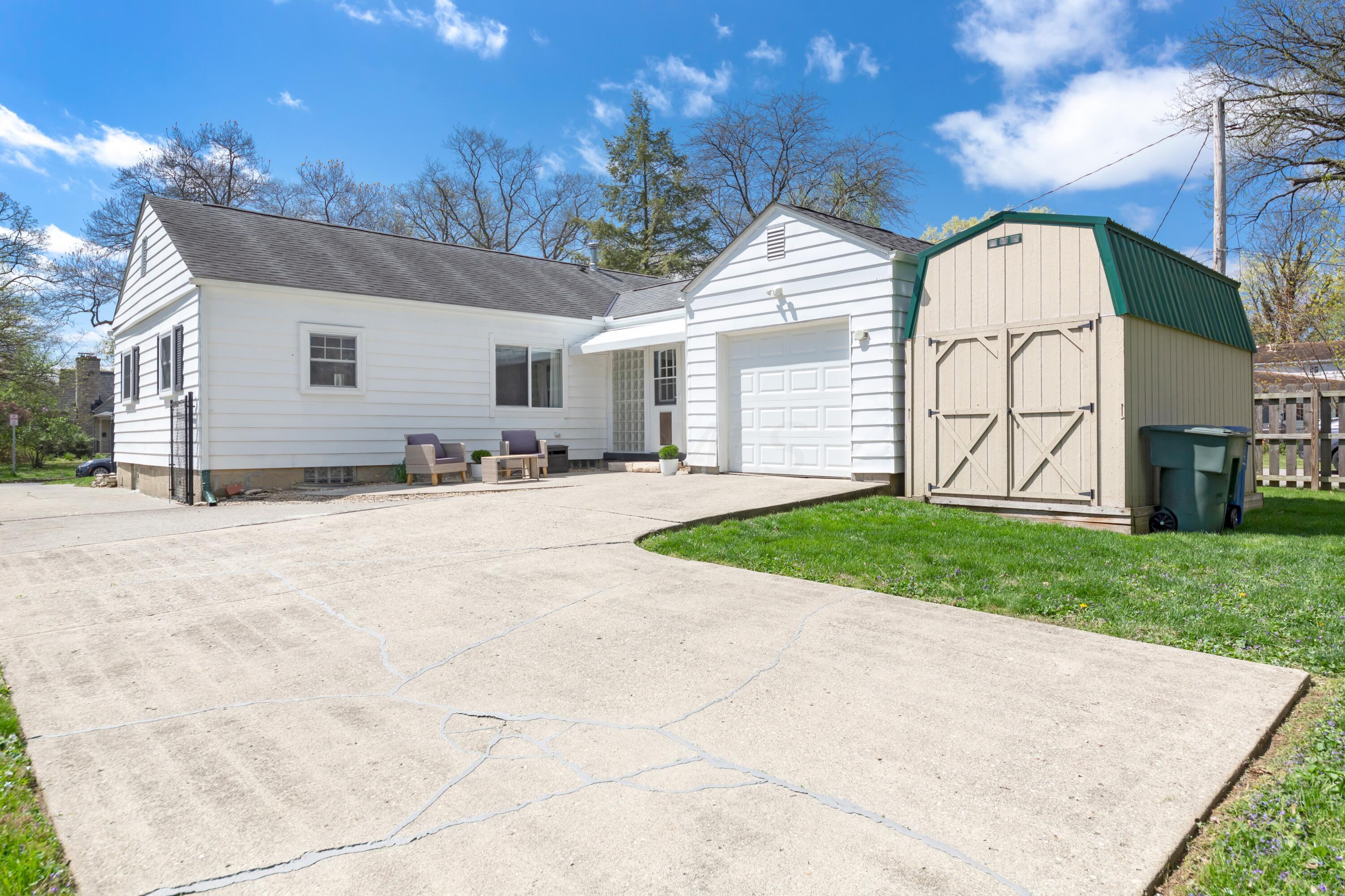 638 Garden Road Columbus, OH 43214 - Photo 5 of 45 Backyard View of garage and shed