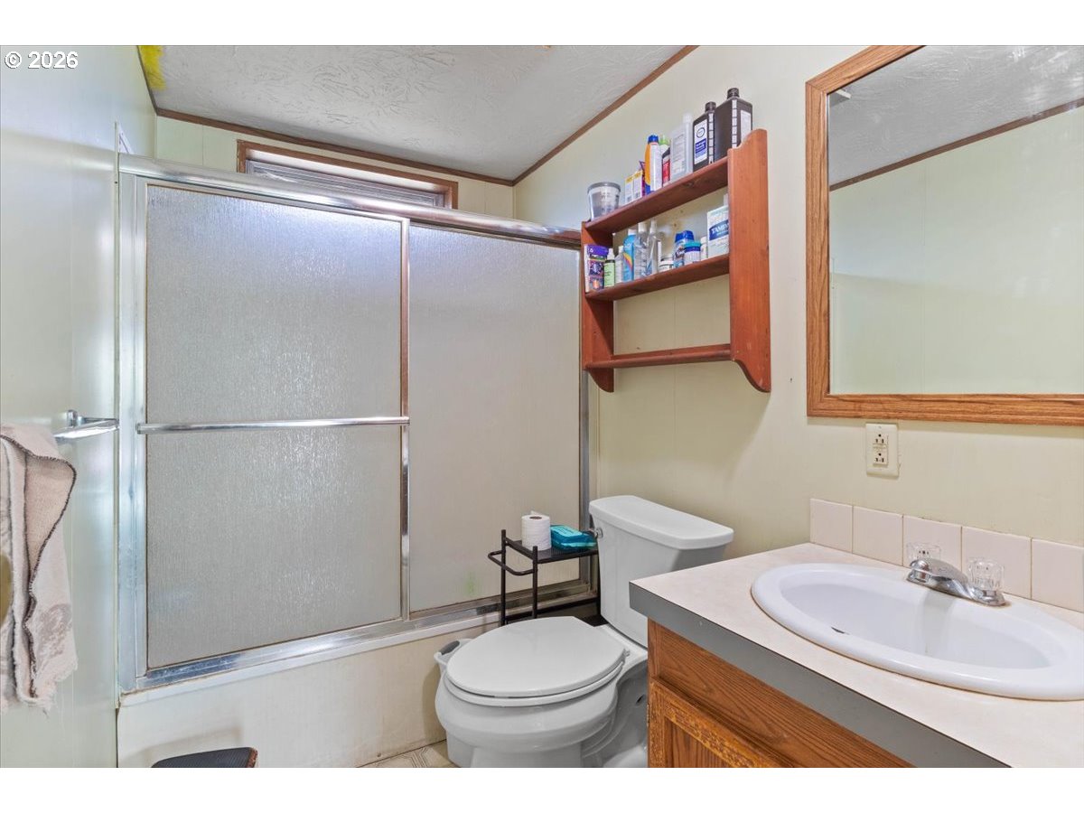 40450 South McCully Mountain Road Lyons, OR 97358 - Photo 16 of 34