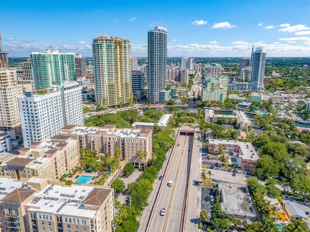 520 Southeast 5th Avenue, Unit 2209 Fort Lauderdale, FL 33301 - Photo 47 of 47 a view of a city with tall buildings