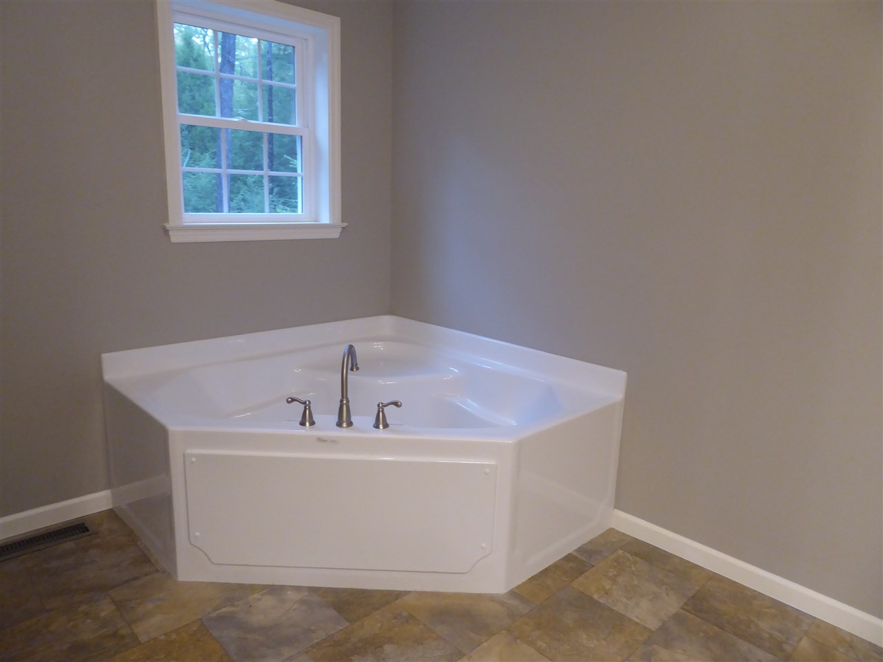 113 Wild Acres Road Belmont, NH 03220 - Photo 17 of 29 Gallery Image 17