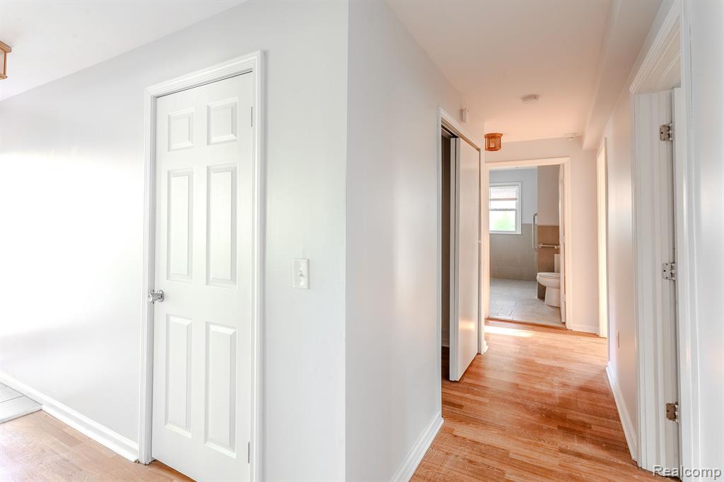7860 Wayne Road Romulus, MI 48174 - Photo 23 of 34