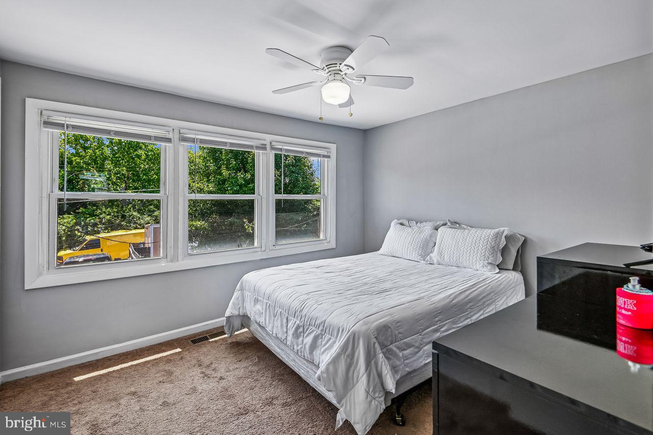2757 Yarnall Road Halethorpe, MD 21227 - Photo 11 of 35