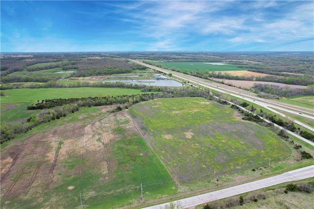 255-th Edgemore Road Paola, KS 66071 - Photo 3 of 9