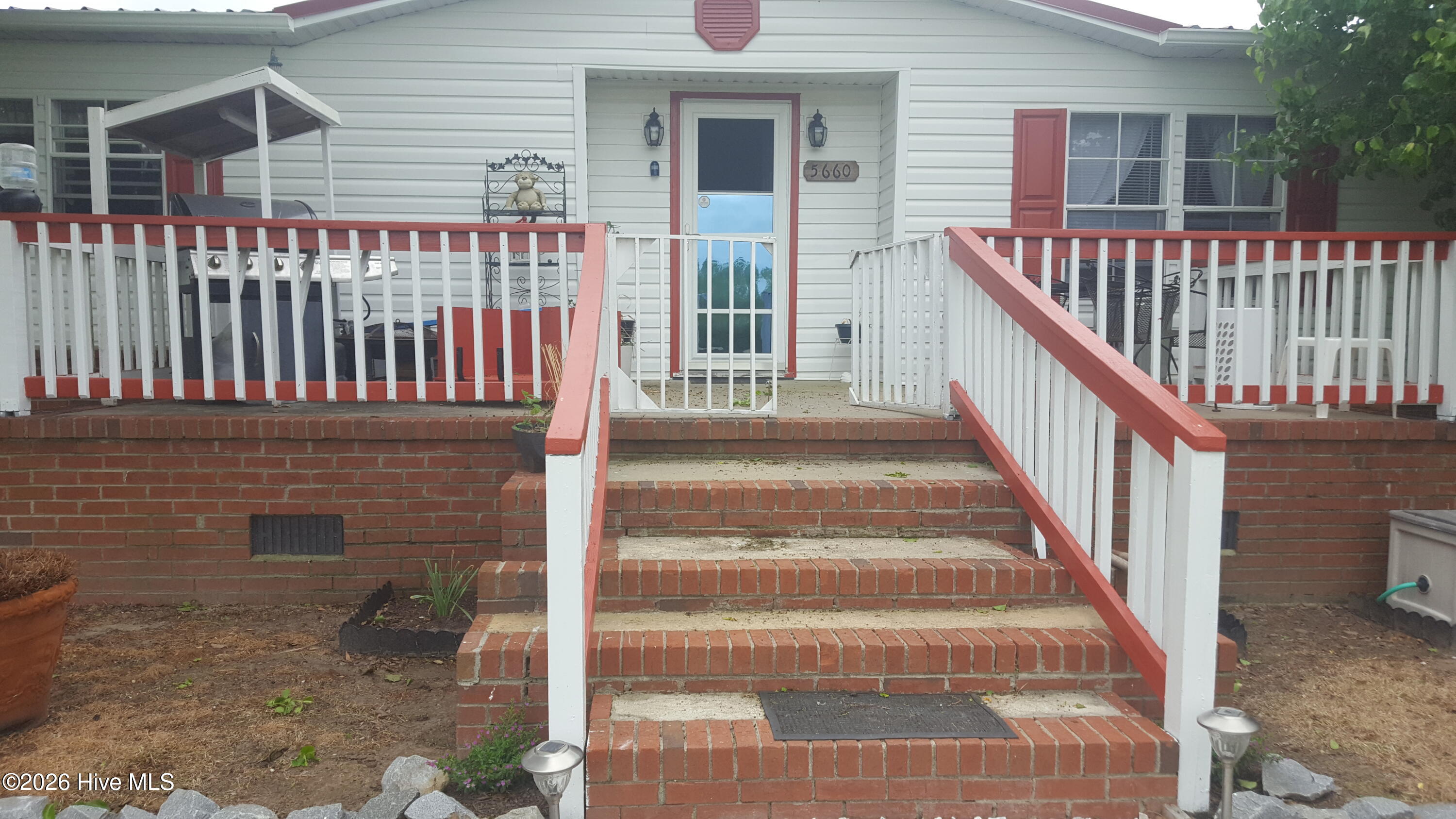 5660 Creek Road Grifton, NC 28530 - Photo 2 of 10 20190419_123526