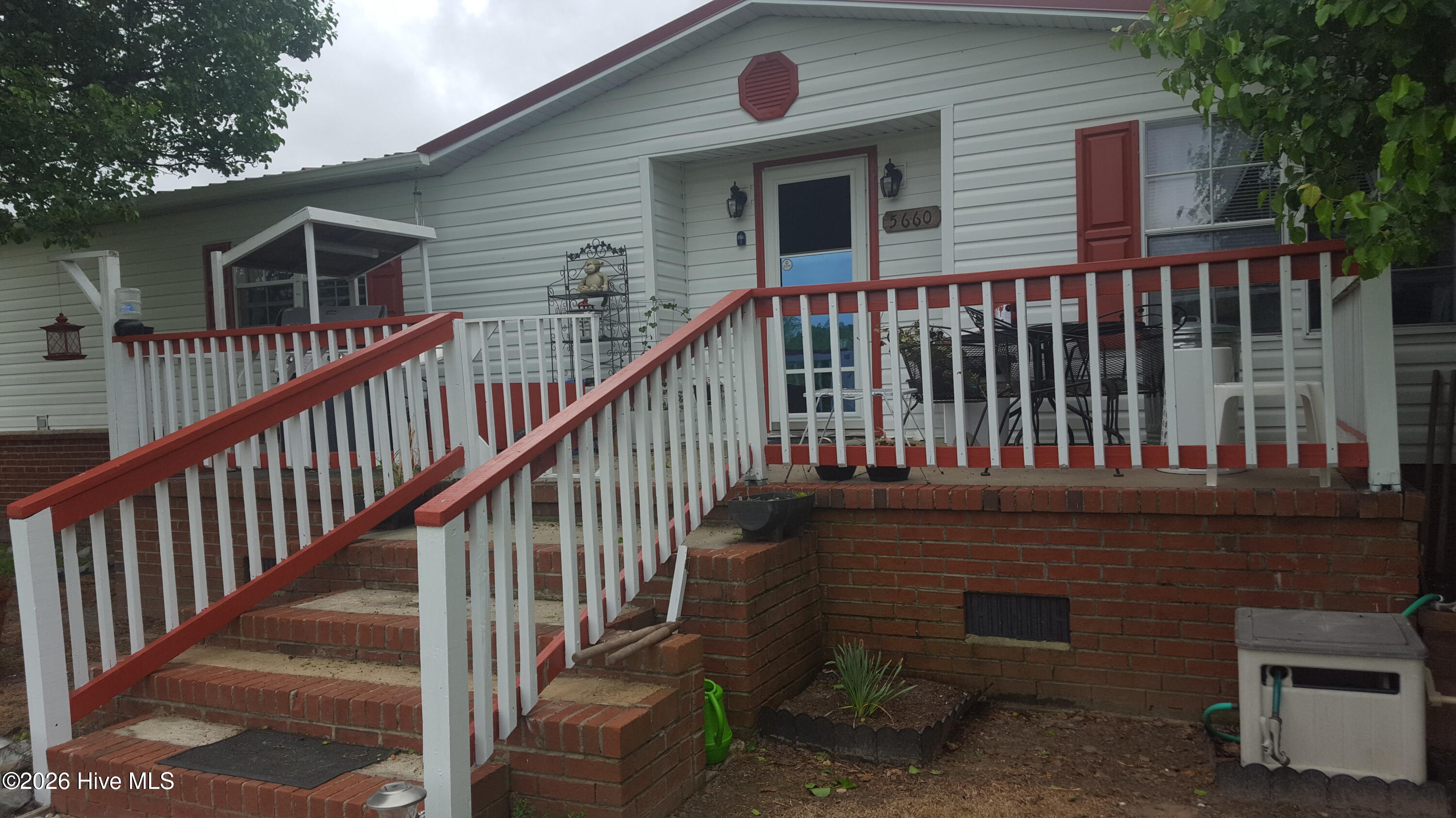 5660 Creek Road Grifton, NC 28530 - Photo 3 of 10 20190419_123544