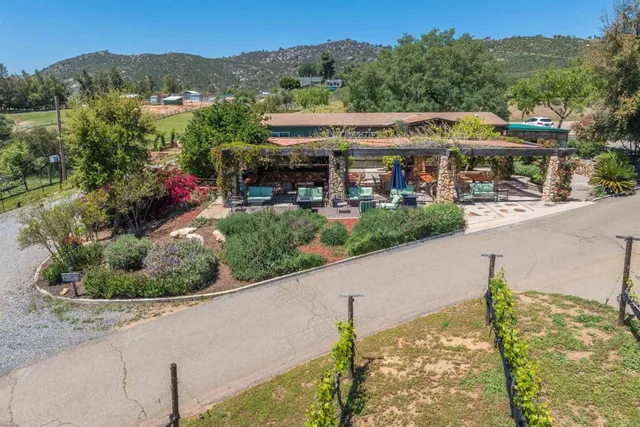 $950,000 | 25260 East Old Julian Highway, Ramona, CA 92065