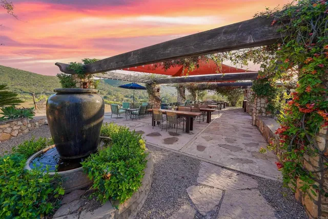 $950,000 | 25260 East Old Julian Highway, Ramona, CA 92065