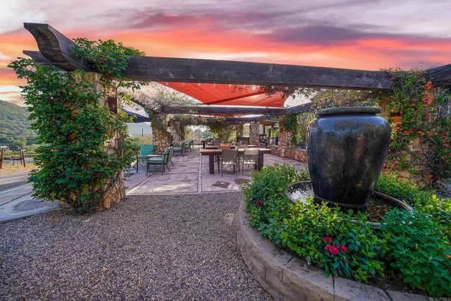 $950,000 | 25260 East Old Julian Highway, Ramona, CA 92065