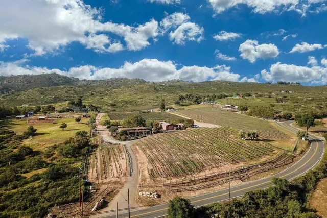 $950,000 | 25260 East Old Julian Highway, Ramona, CA 92065