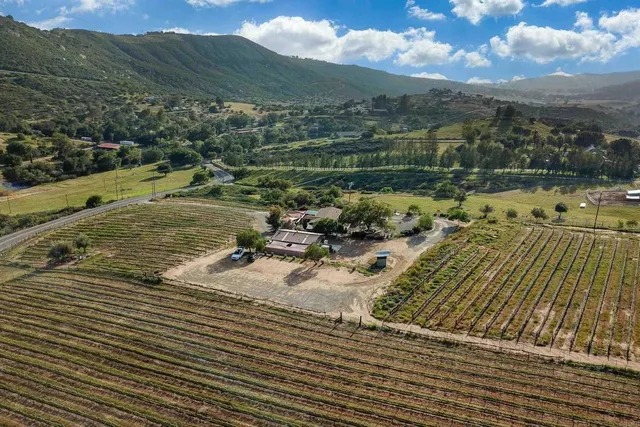 $950,000 | 25260 East Old Julian Highway, Ramona, CA 92065