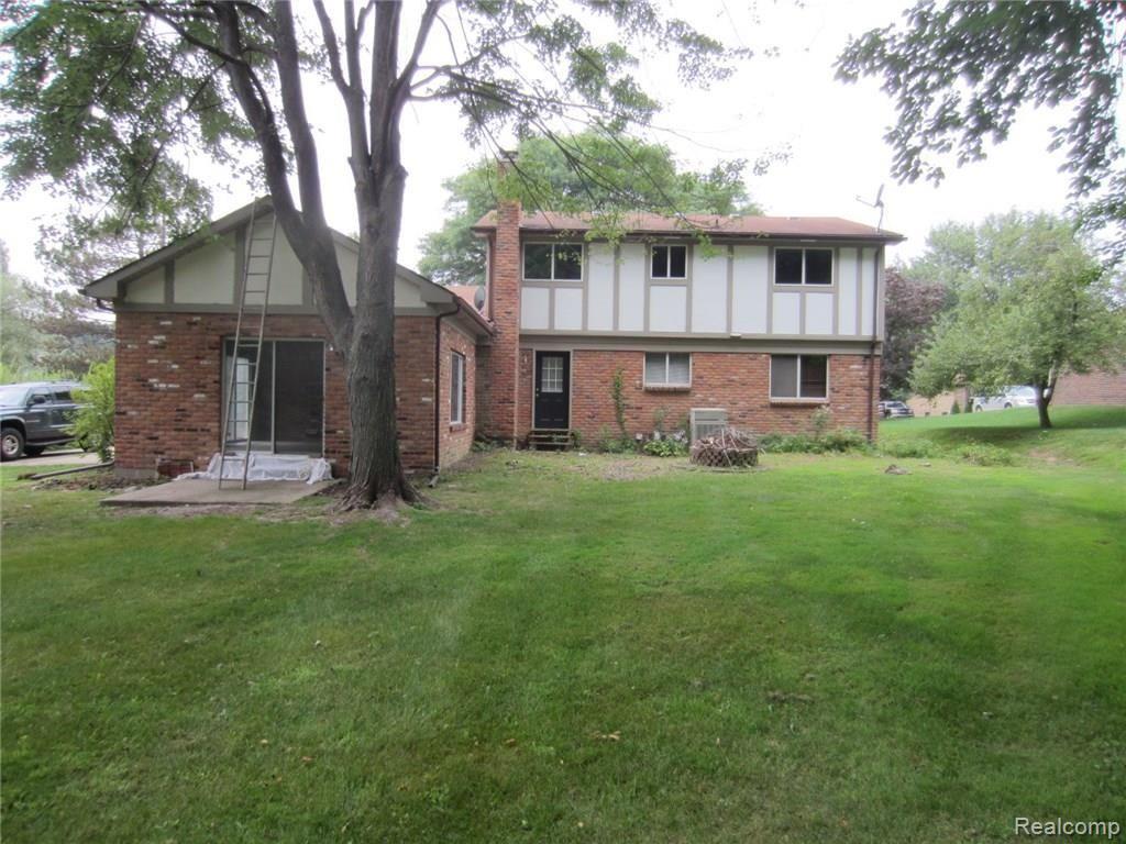 35905 Smithfield Road Farmington, MI 48335 - Photo 16 of 20 IMG_3256.JPG