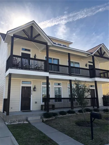 $2,800 | 406 B Poplar Street, College Station, TX 77840