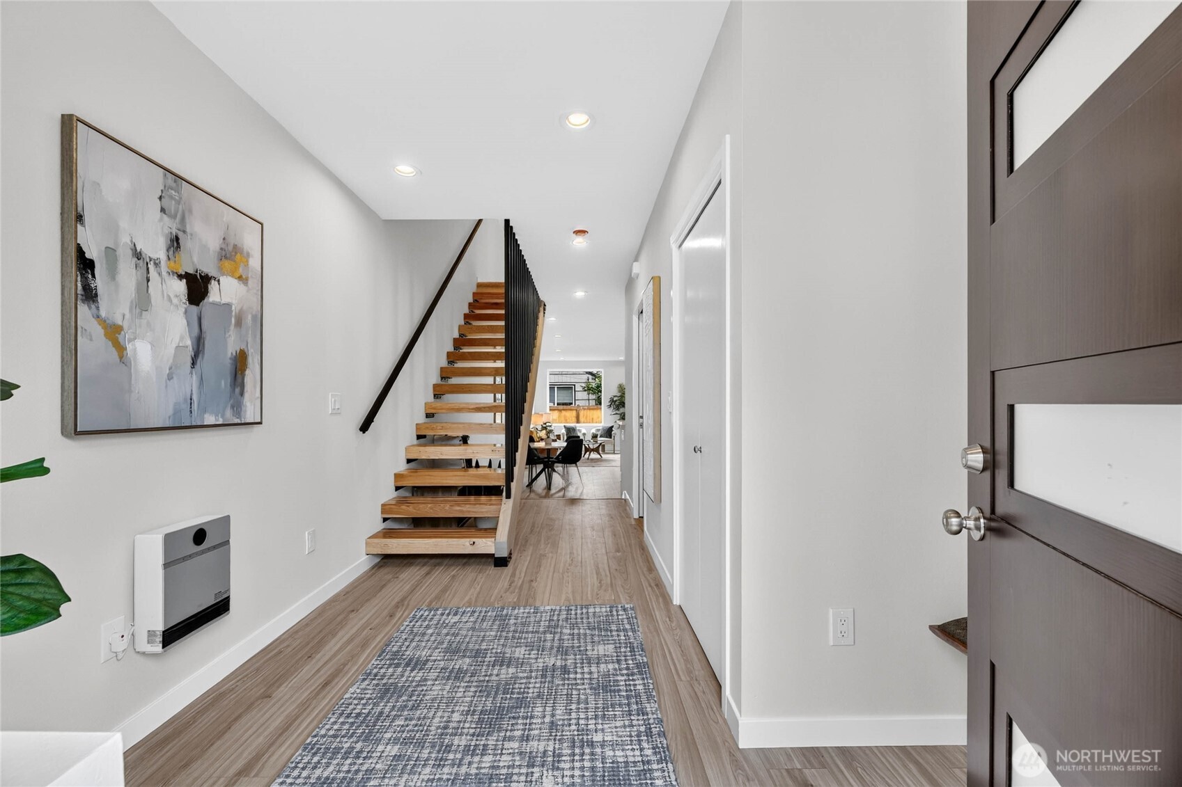 5039 41st Avenue Southwest, Unit 1 Seattle, WA 98136 - Photo 5 of 36