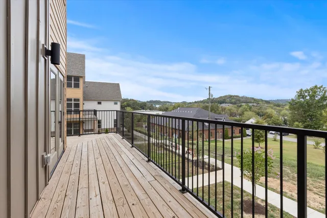 $575,000 | 7341 Charlotte Pike, Unit 109, Nashville, TN 37209