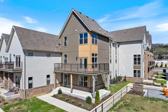 $575,000 | 7341 Charlotte Pike, Unit 109, Nashville, TN 37209