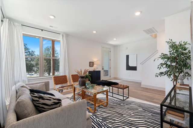 $575,000 | 7341 Charlotte Pike, Unit 109, Nashville, TN 37209