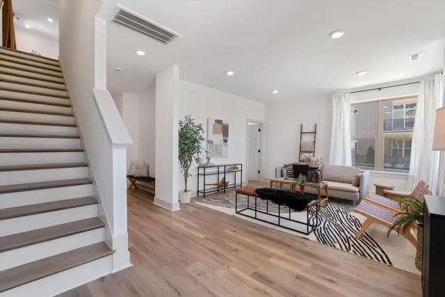 $575,000 | 7341 Charlotte Pike, Unit 109, Nashville, TN 37209