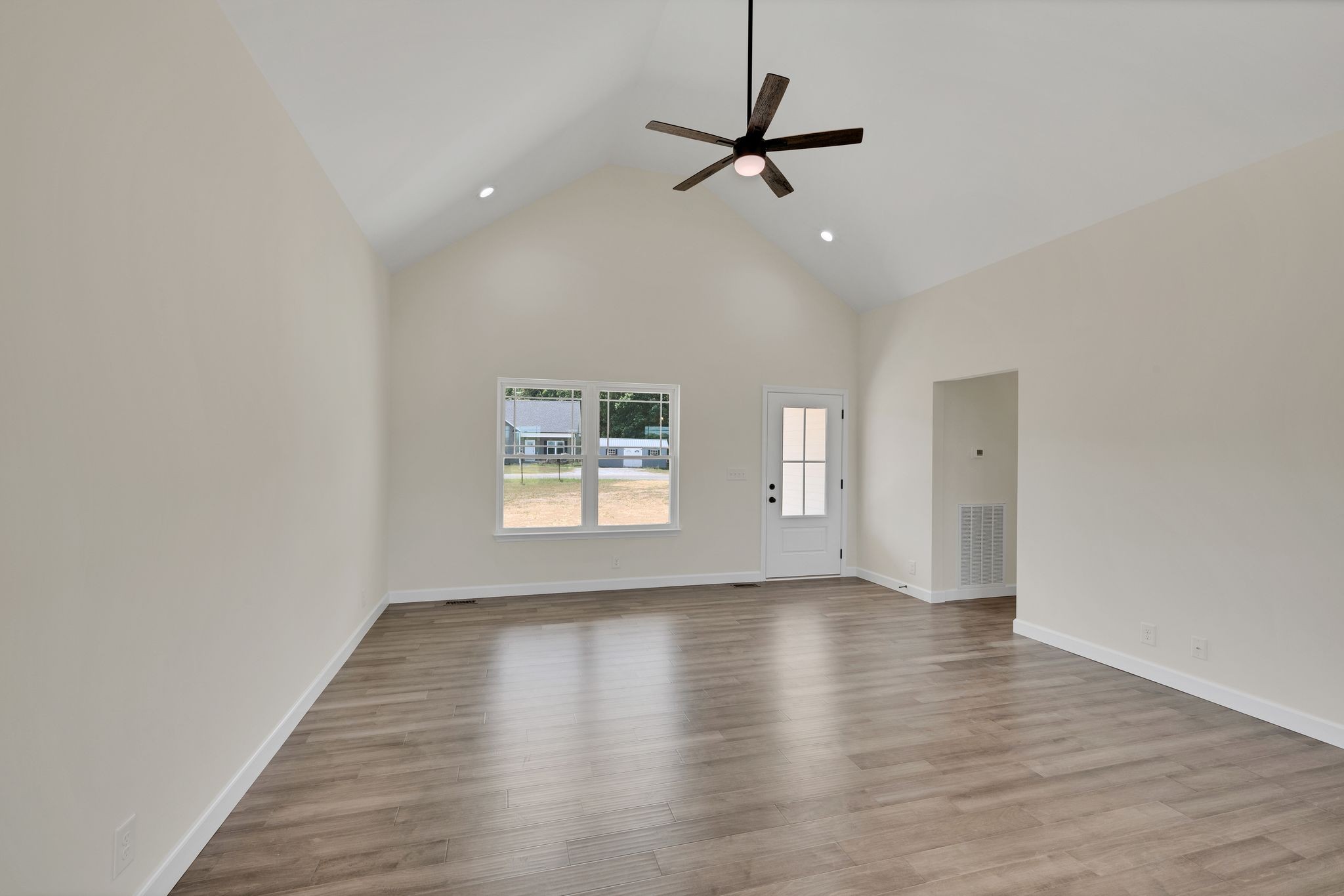 1151 Oak Grove Road Dickson, TN 37055 - Photo 8 of 29