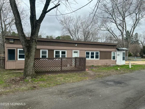 $2,500 | 919 Lakewood Farmingdale Road, Unit 1, Howell, NJ 07731
